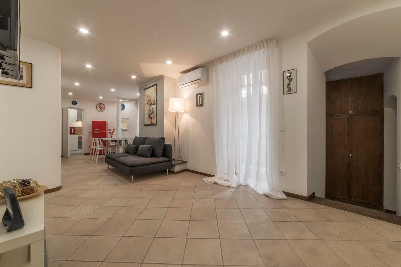 Montecitorio Lovely Apartment Рим Екстер'єр фото