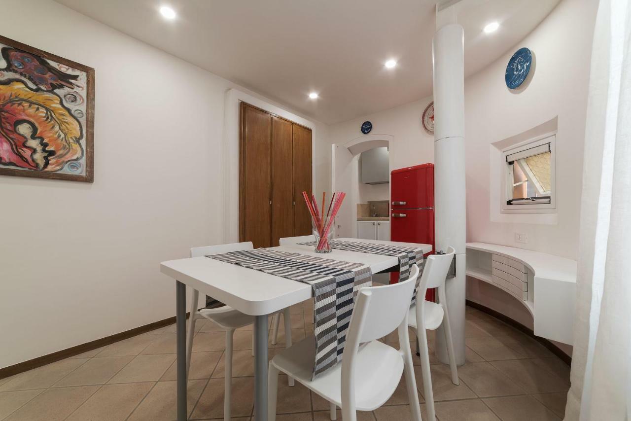 Montecitorio Lovely Apartment Рим Екстер'єр фото