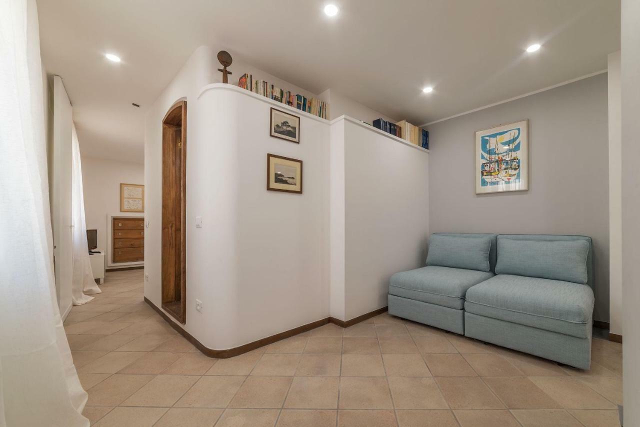 Montecitorio Lovely Apartment Рим Екстер'єр фото