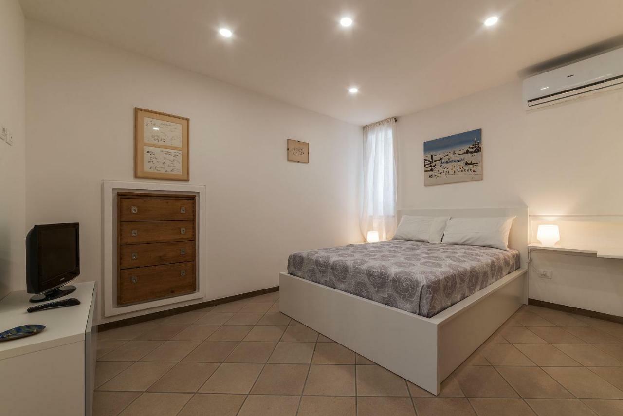 Montecitorio Lovely Apartment Рим Екстер'єр фото